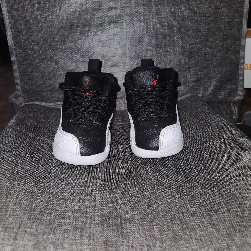 AIR JORDAN 12 RETRO TD "Playoffs 2022"